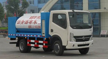 東風(fēng)輕型瀝青灑布車