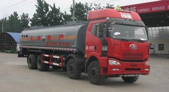 解放前四后八腐蝕性物品罐式運輸車