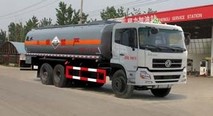 東風(fēng)后雙橋腐蝕性物品罐式運(yùn)輸車(chē)
